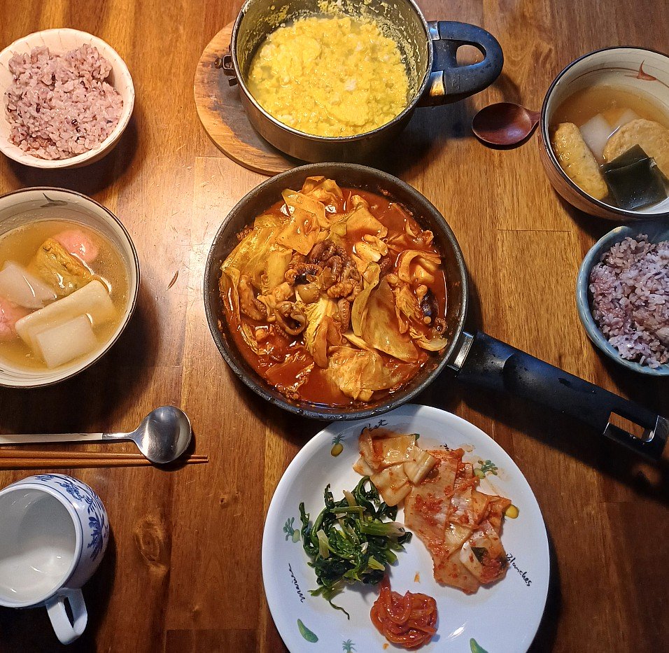 Is Korean Food Healthy? Balanced Diet, Fermentation, and Everyday Eating