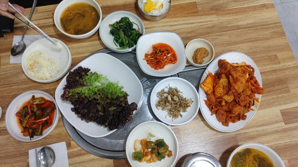 Korean meal with soup and rice - hanjungsik